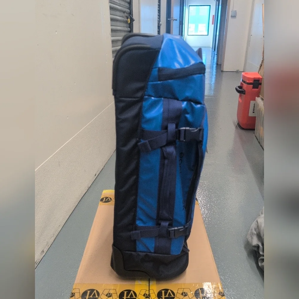 Blue Eagle Creek Cargo Hauler XT 40L Wheeled Duffel - Men